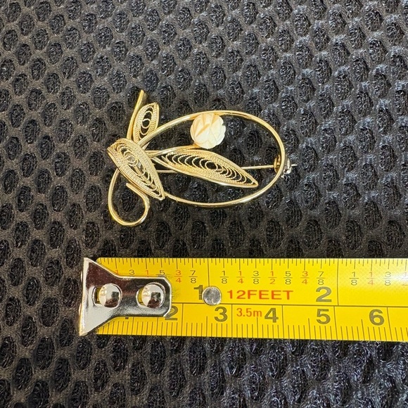 Vintage Gold Tone Filigree Flower Brooch Pin with Pearl Accent - Picture 9 of 9